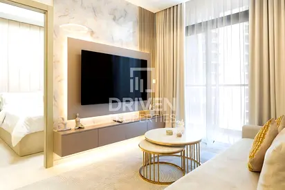 Vacant | Modern Furnished | Canal View | Upgraded