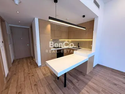 1 Bedroom | Huge Layout | Low Floor | Unfurnished