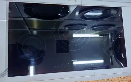 Brand New Smeg Built-in Electric Ceramic Hob 90 cm Stylish New Model
