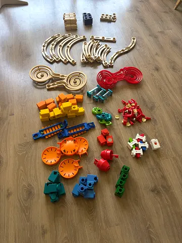 Hape quadrilla marble run