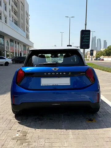 MINI Cooper SE, миниатюра 9