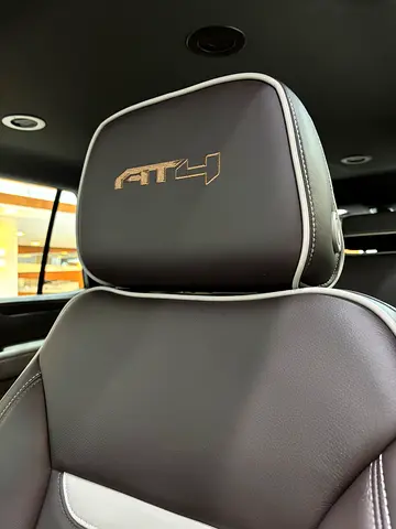 صورة 12 لـ 2023 GMC YUKON