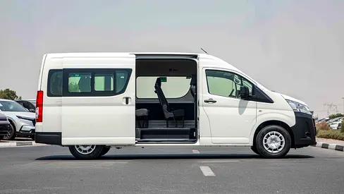 2026 Toyota HIACE — фото 5