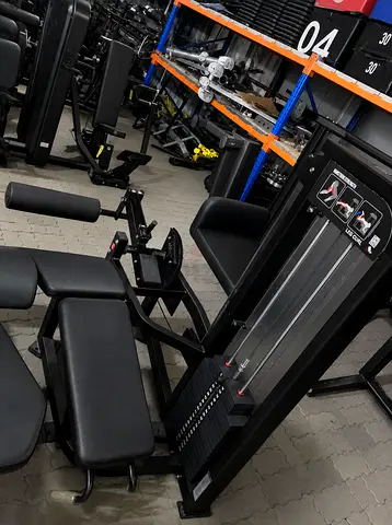 Seated Leg Extension / Curl Machine - Commercial Gym Equipment
