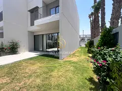 3 BHK + Maid l Single Row | Prime Location