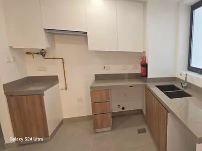 VACANT- 2 BED APARTMENT-FIRST FLOOR-80k ONLY