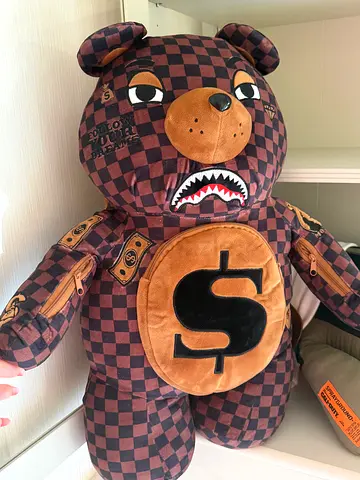 🧸 Trendy Bear Backpacks — 100 AED each

Cute oversized teddy bear backpacks in unique streetwear st