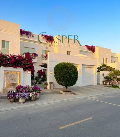 4BR + Maid Villa | Burj Khalifa View | Shared Pool | Jumeirah 2