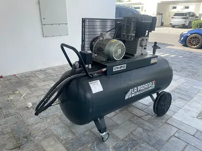 La Padana - Made in Italy - 270 Liter AIR COMPRESSOR