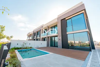 Corner 3BR Townhouse| Park Facing| Ready With Pool