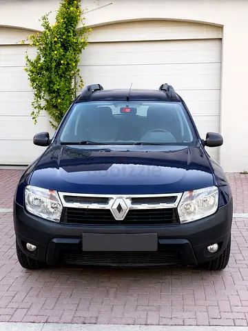 Renault Duster LE 2015 GCC Specs - Lady-driven