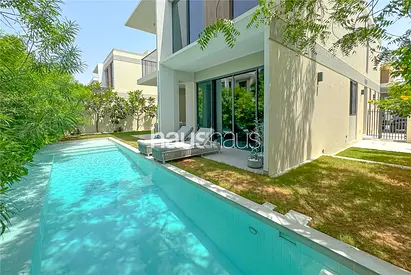 Private Pool | Upgraded | Closed Kitchen