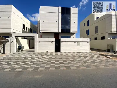 Villa for sale in a quiet and prime location with central air conditioning.