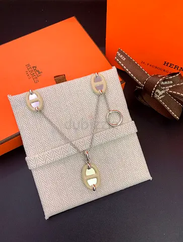 Hermes womens set