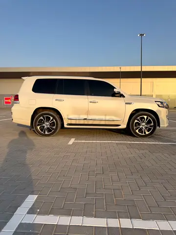 Toyota Land Cruiser 2016