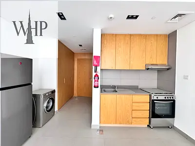 Spacious studio with all kitchen appliances// luxury living// All Amenities
