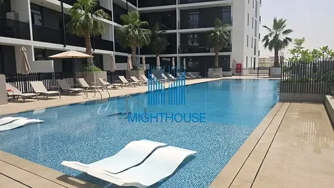 Brand New | Mid Floor | Community View