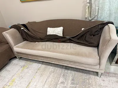 Beige 3-Seater Sofa in Good Condition