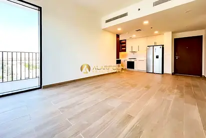 Community View | Corner Unit | Large Balcony