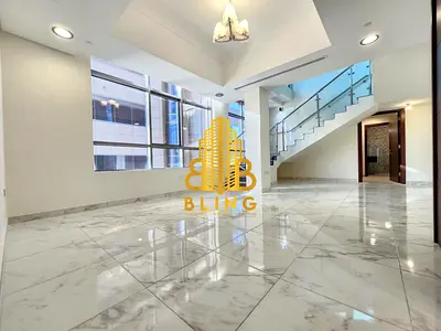 Semi New 4BHK Duplex With Maid Room And Basement Parking