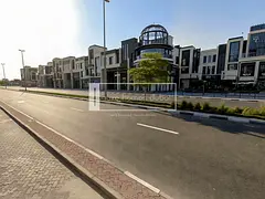 SPACIOUS 4BR | COMMERCIAL VILLA | PRIME LOCATION