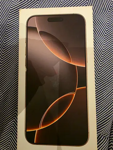 Iphone 16 pro max desert titanium 256 open box