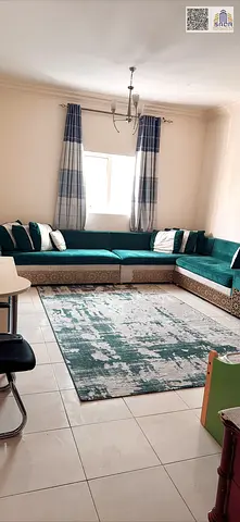 غرفة وصالة واسعة شارع خليفة باركن شامل إطلالة مفتوحة