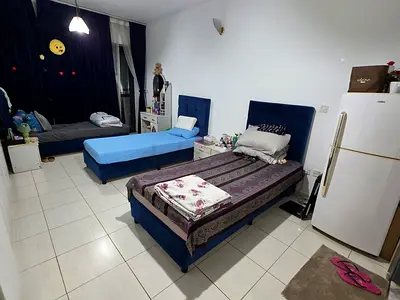 Financial Centre | Female Bed Space Master room Sheikh Zayed Road