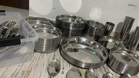 Brand new Heavy Duty Stainless Steel Utensils  Plates Set for Family/Gatherings/restaurants