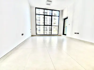Huge Brand New Studio | Ready To Move | 1 Month Free