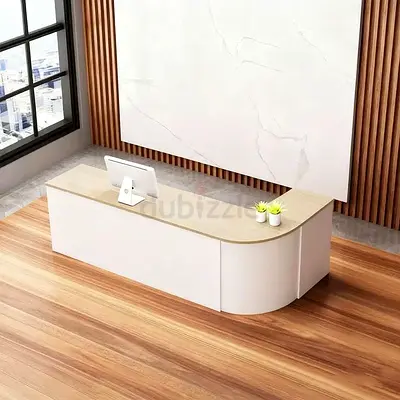 Curved Modern Reception Desk