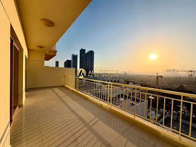 Marina View | Spacious | Move In Ready