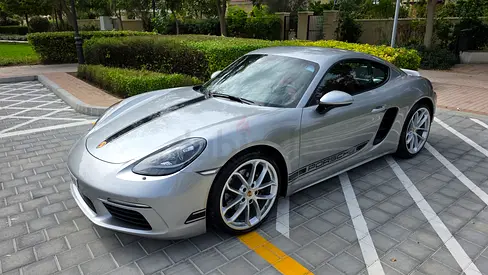 2024 Porsche Cayman Style Edition, GCC, Under Porsche Warranty, Like new