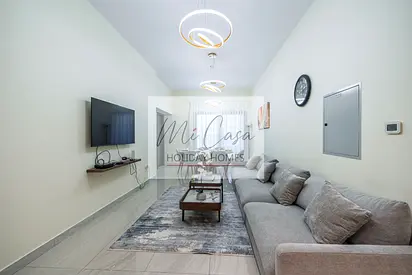 Spacious Residence with Double Parking | Special Offer | Bills Included