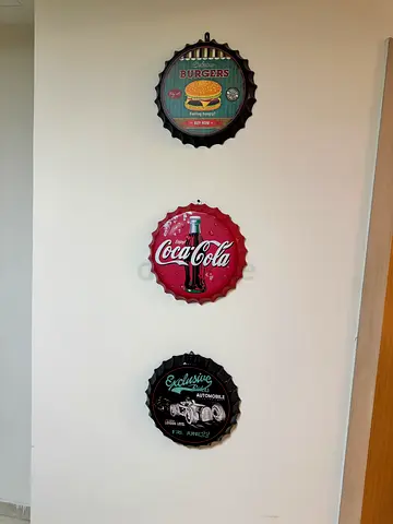 Set of 3 Vintage-Style Bottle Cap Wall Signs (Coca-Cola, Burgers, Classic Car)