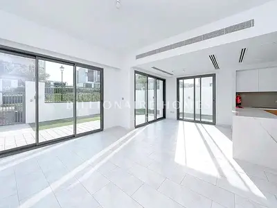 VACANT IN JULY | VIEW NOW | UNFURNISHED