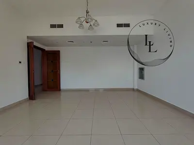 Nice & beautiful 1 bhk in 48k, 2 bath, Chiller and parking free