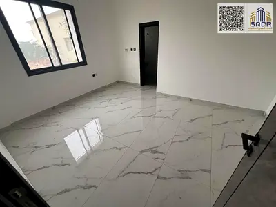 عرض مميز شقة غرفتين وصالة و3 حمامات طابق أرضي عمرها 8 شهور