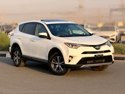 2018 Toyota RAV4 XLE Premium  Well Maintained- Full option
