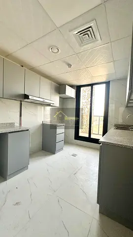Attention and contact Hurry up Massive brand new 2bhk / with balcony/ contact now for deal