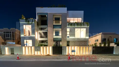 Ultra Luxurious Fully Ready Villa