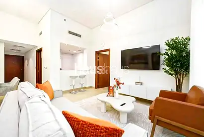 Spacious Layout | furnished | Chiller Free