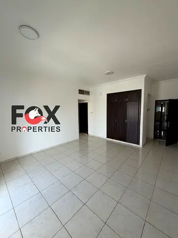 1BHK in Rashidiya 3 on Old Traffic Street opposite Ajman One and close to Ajman Corniche in a lively prime location.
