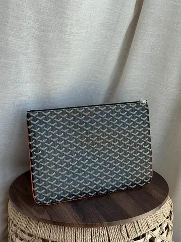 GOYARD POUCH (28/40cm)
