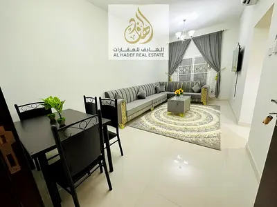 فرش جديد ,شامل جميع الفواتير ,موقع مميز سهل الوصول بلكونة,نظافة وترتيب