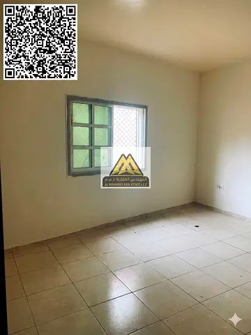 Large space | Separate lounge | Spacious area | Prime location close to all services | Easy access to Sharjah and Dubai