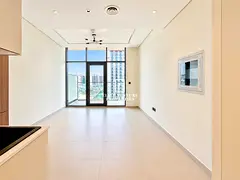 Spacious Studio | Modern | Prime Location
