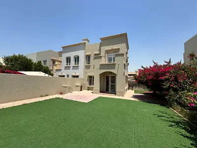 Corner Unit | Immaculate Condition | Large Plot
