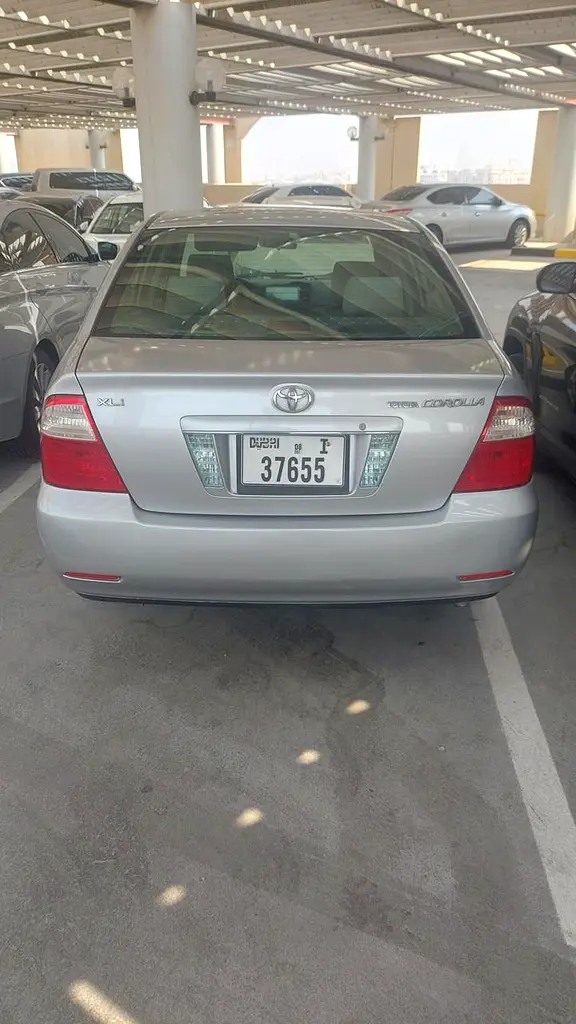 Toyota Corolla 2006 — photo 1 of 3