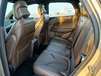صورة 9 لـ 2015 Lincoln MKC